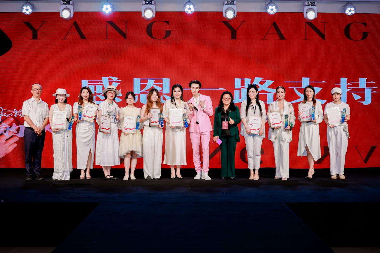 如图片无法显示,请耐心等待