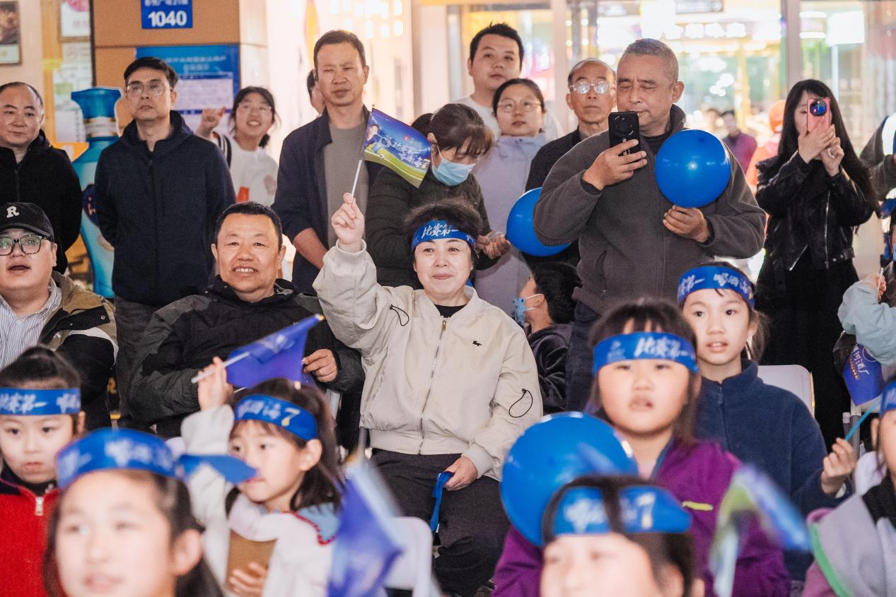 燃情苏超,悦聚同行!镇江吾悦广场线下观赛活动点燃城市足球热情 (1).docx 如图片无法显示,请耐心等待