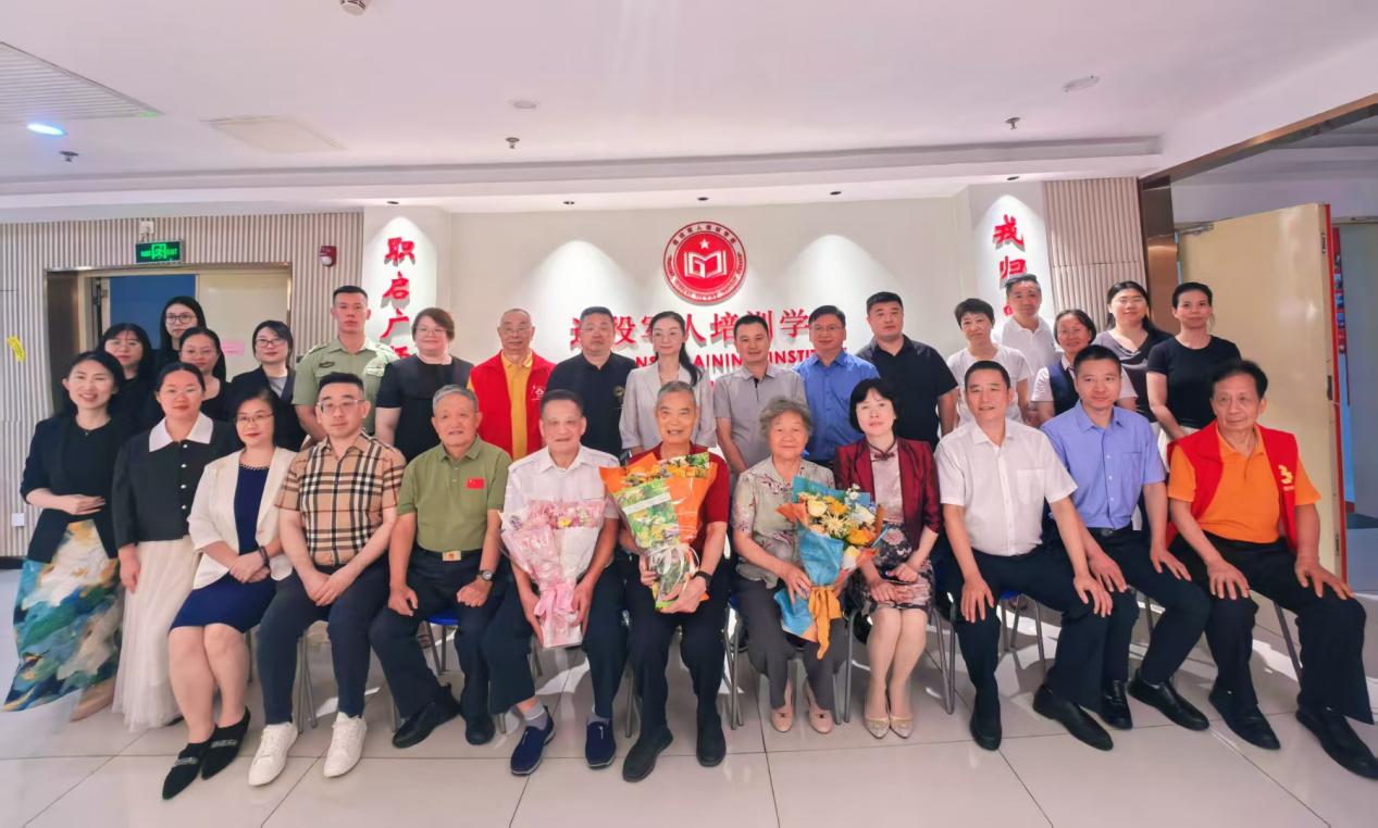 如图片无法显示,请耐心等待