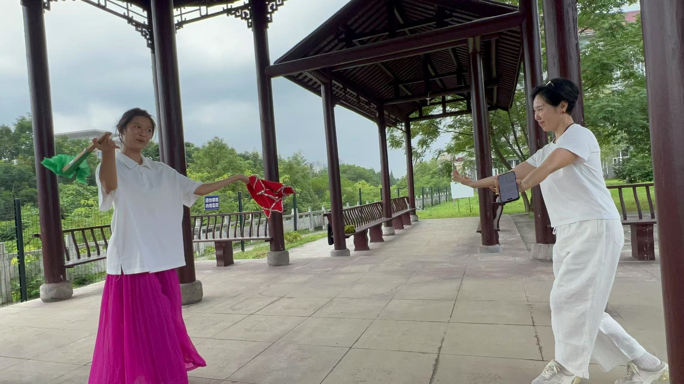 如图片无法显示,请耐心等待